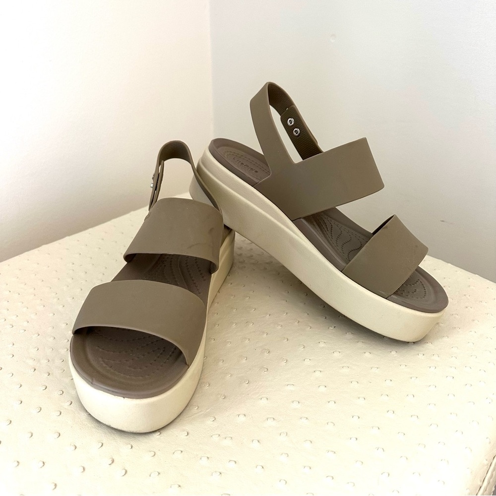 Crocs Brooklyn Low Platform Wedge